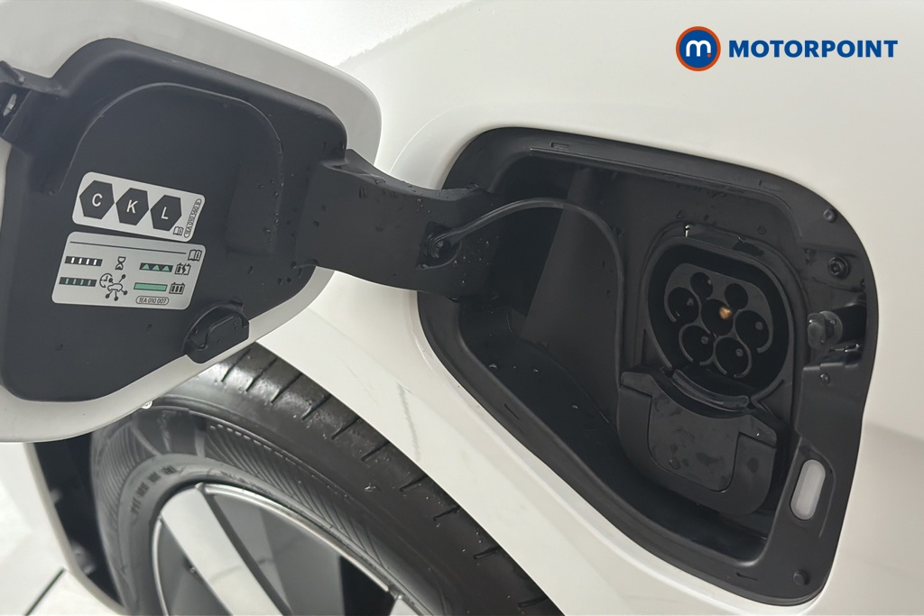 Volkswagen Passat Life Automatic Petrol Plug-In Hybrid Estate - Stock Number (1658411) - 40th supplementary image