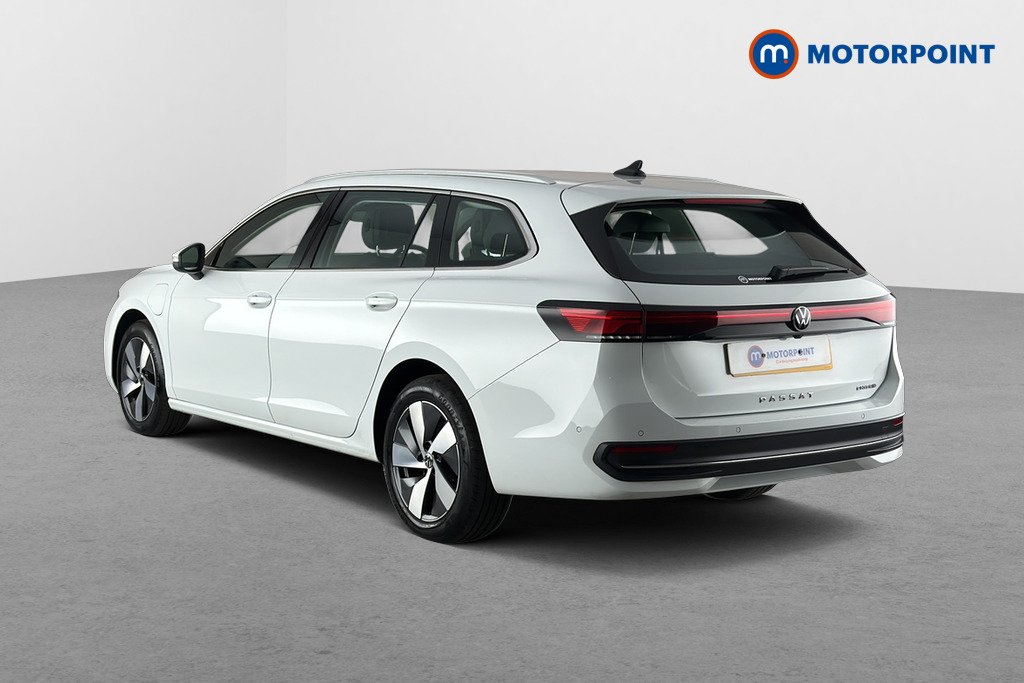 Volkswagen Passat Life Automatic Petrol Plug-In Hybrid Estate - Stock Number (1658411) - Drivers side rear corner