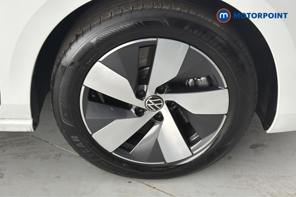 Volkswagen Passat Life Automatic Petrol Plug-In Hybrid Estate - Stock Number (1658411) - 47th supplementary image