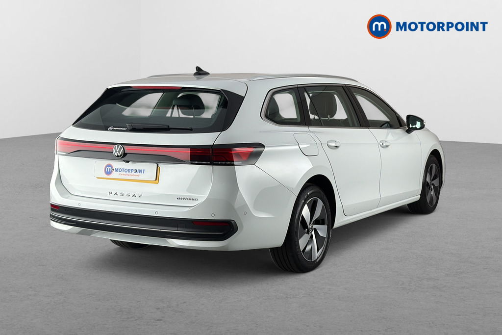 Volkswagen Passat Life Automatic Petrol Plug-In Hybrid Estate - Stock Number (1658411) - Passenger side rear corner