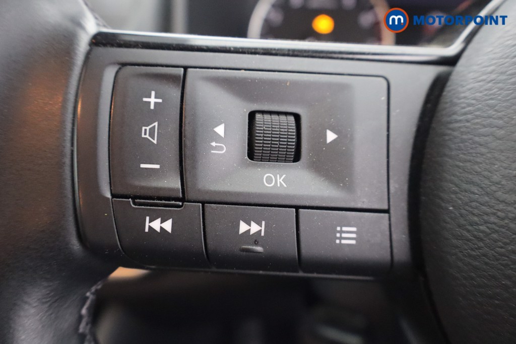 Nissan Qashqai Acenta Premium Manual Petrol SUV - Stock Number (1658676) - 14th supplementary image