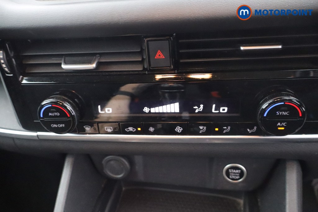 Nissan Qashqai Acenta Premium Manual Petrol SUV - Stock Number (1658676) - 16th supplementary image