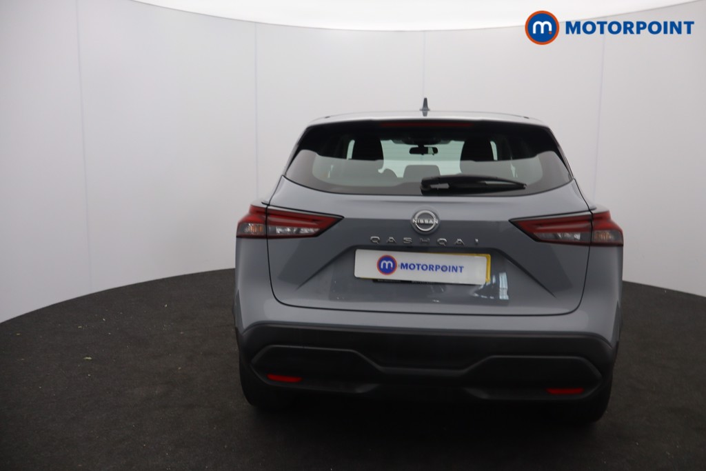 Nissan Qashqai Acenta Premium Manual Petrol SUV - Stock Number (1658676) - 1st supplementary image