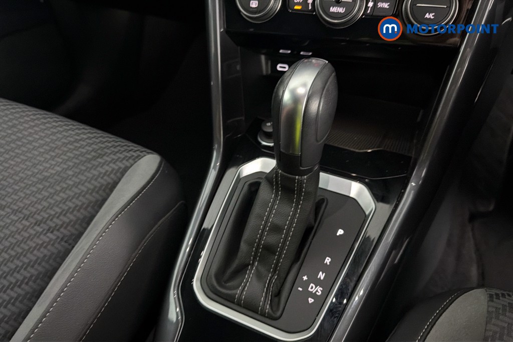 Volkswagen T-Roc R-Line Automatic Petrol SUV - Stock Number (1660144) - 12th supplementary image
