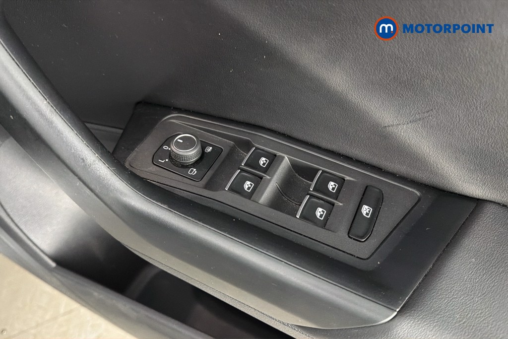 Volkswagen T-Roc R-Line Automatic Petrol SUV - Stock Number (1660144) - 20th supplementary image