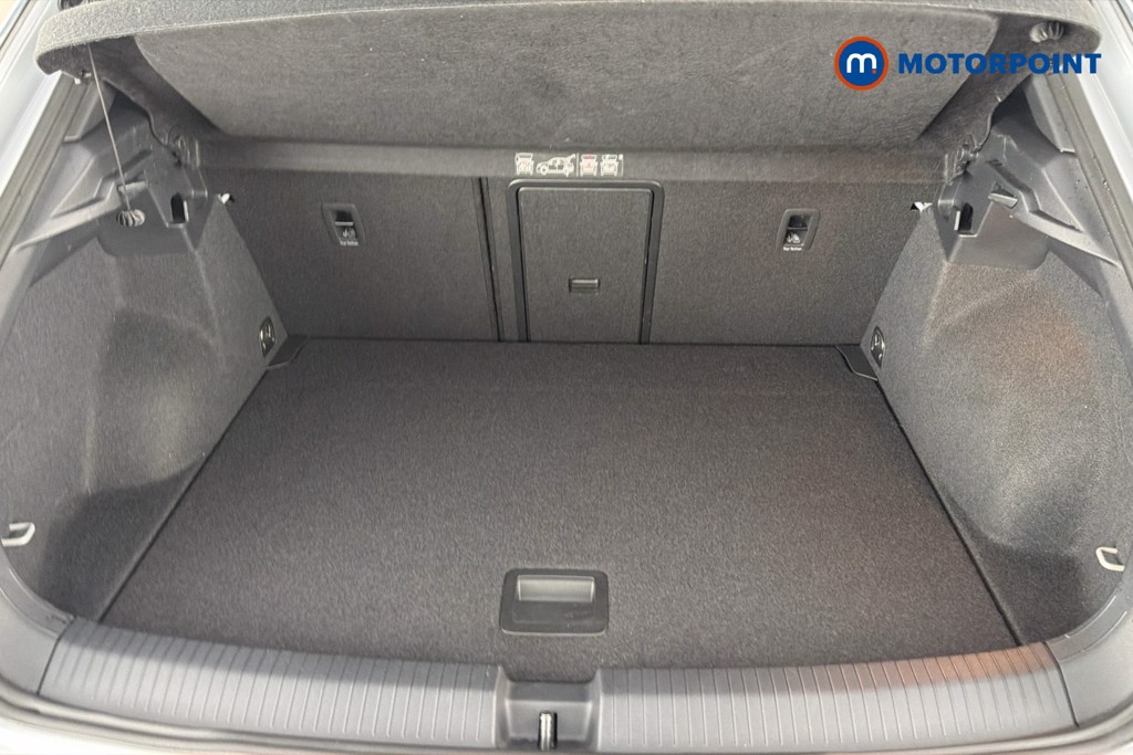 Volkswagen T-Roc R-Line Automatic Petrol SUV - Stock Number (1660144) - 40th supplementary image