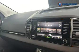 Skoda Karoq Se L Automatic Petrol SUV - Stock Number (1660533) - 8th supplementary image