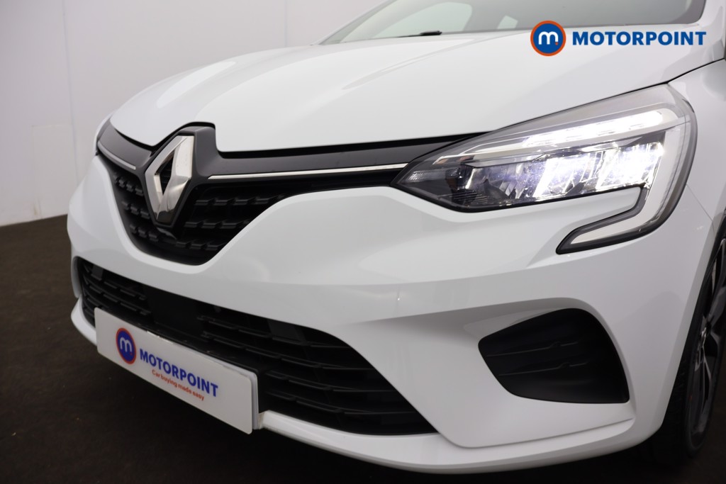 Renault Clio Iconic Manual Petrol Hatchback - Stock Number (1660706) - 33rd supplementary image