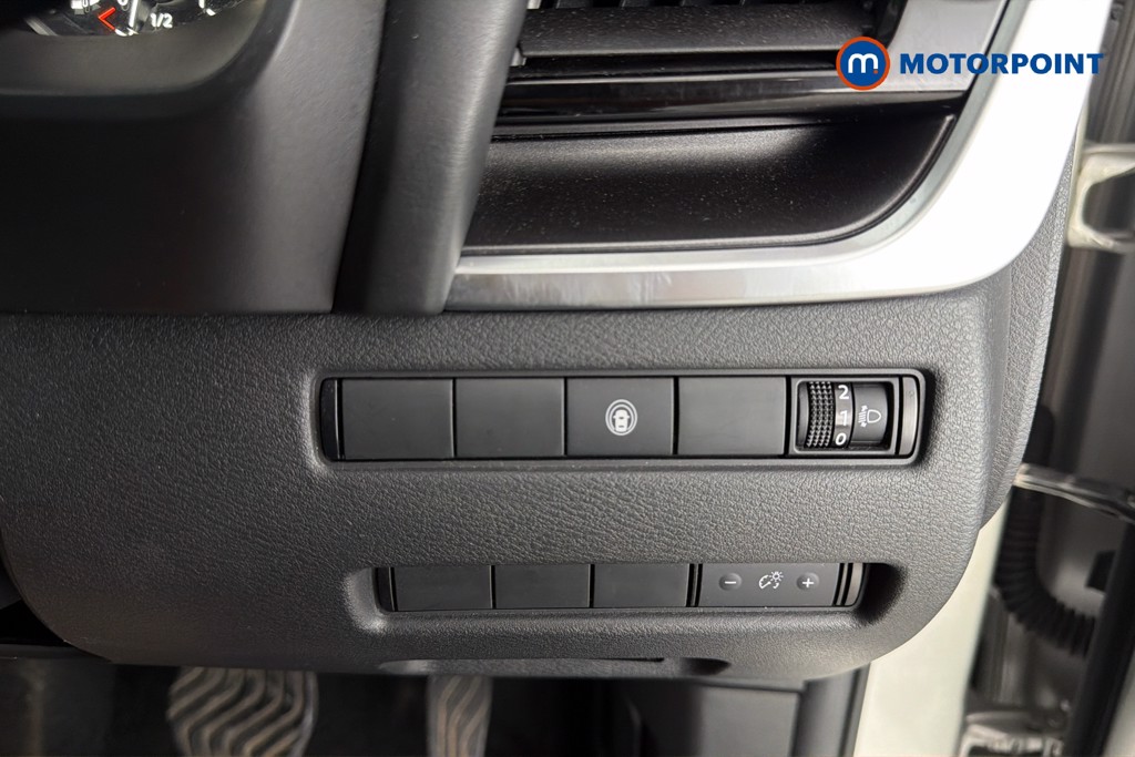 Nissan X-Trail Acenta Premium Automatic Petrol-Electric Hybrid SUV - Stock Number (1661042) - 18th supplementary image
