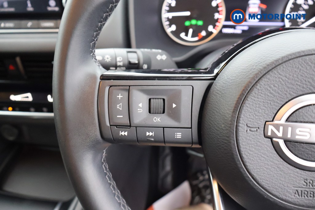 Nissan Qashqai Acenta Premium Manual Petrol SUV - Stock Number (1661601) - 2nd supplementary image