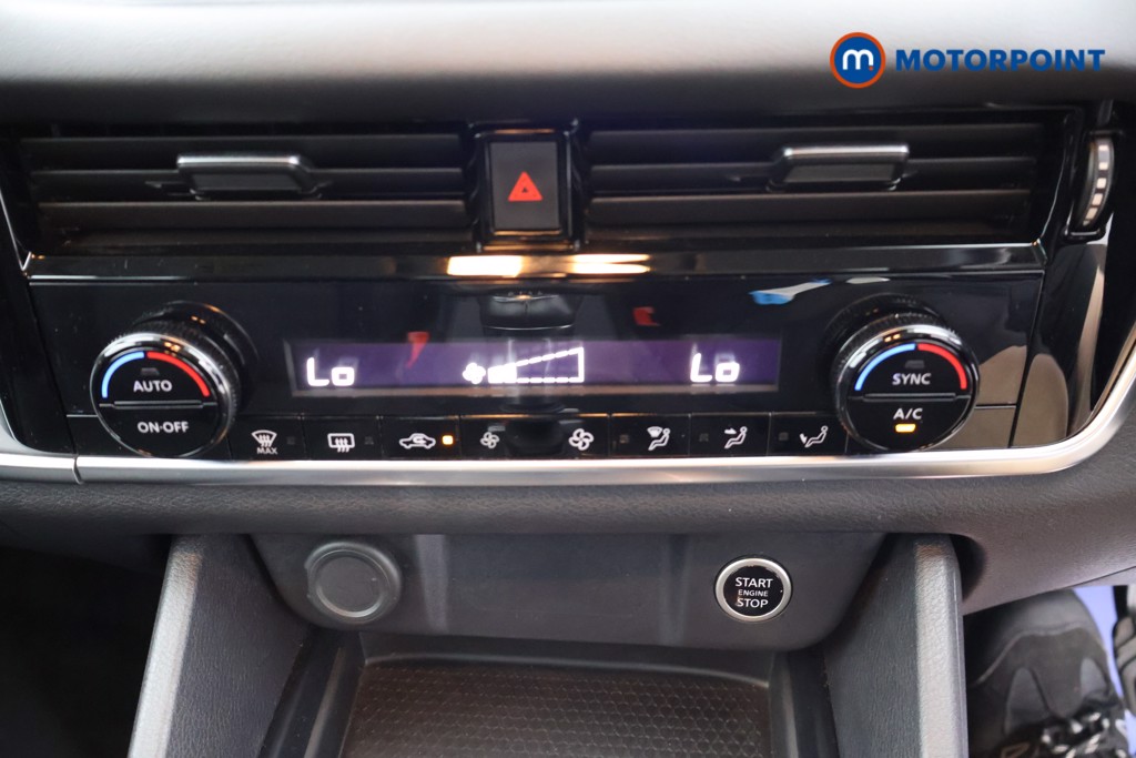 Nissan Qashqai Acenta Premium Manual Petrol SUV - Stock Number (1661601) - 9th supplementary image