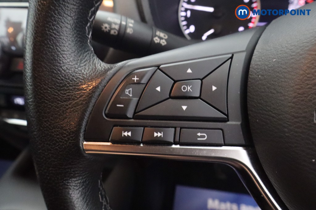 Nissan Juke Tekna Manual Petrol SUV - Stock Number (1661832) - 3rd supplementary image