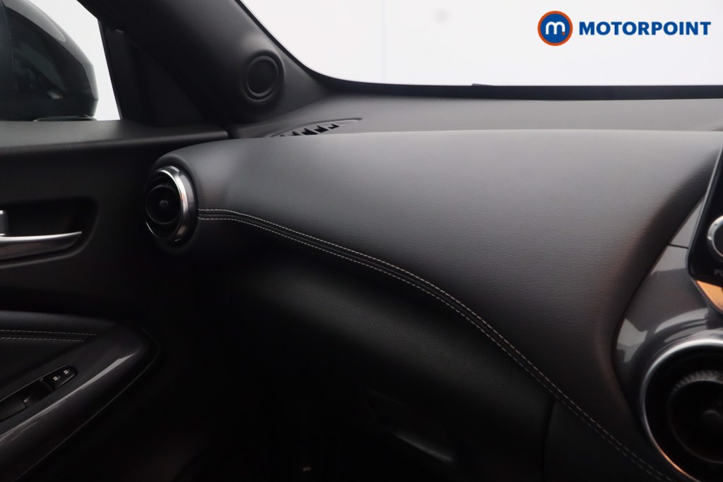 Nissan Juke Tekna Manual Petrol SUV - Stock Number (1661832) - 10th supplementary image