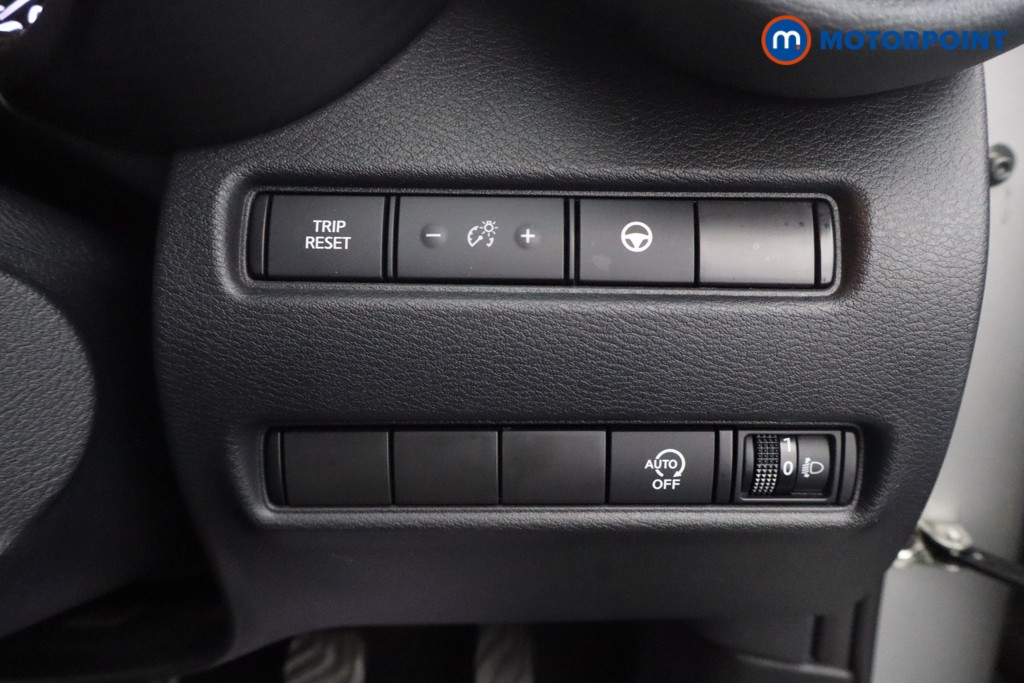 Nissan Juke Tekna Manual Petrol SUV - Stock Number (1661832) - 14th supplementary image