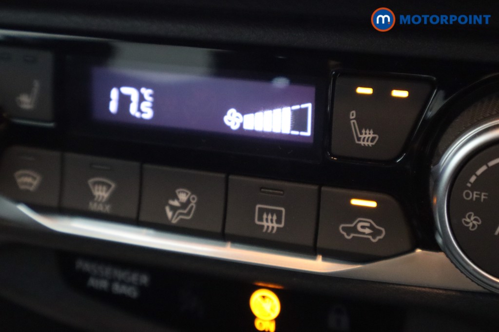 Nissan Juke Tekna Manual Petrol SUV - Stock Number (1661832) - 16th supplementary image