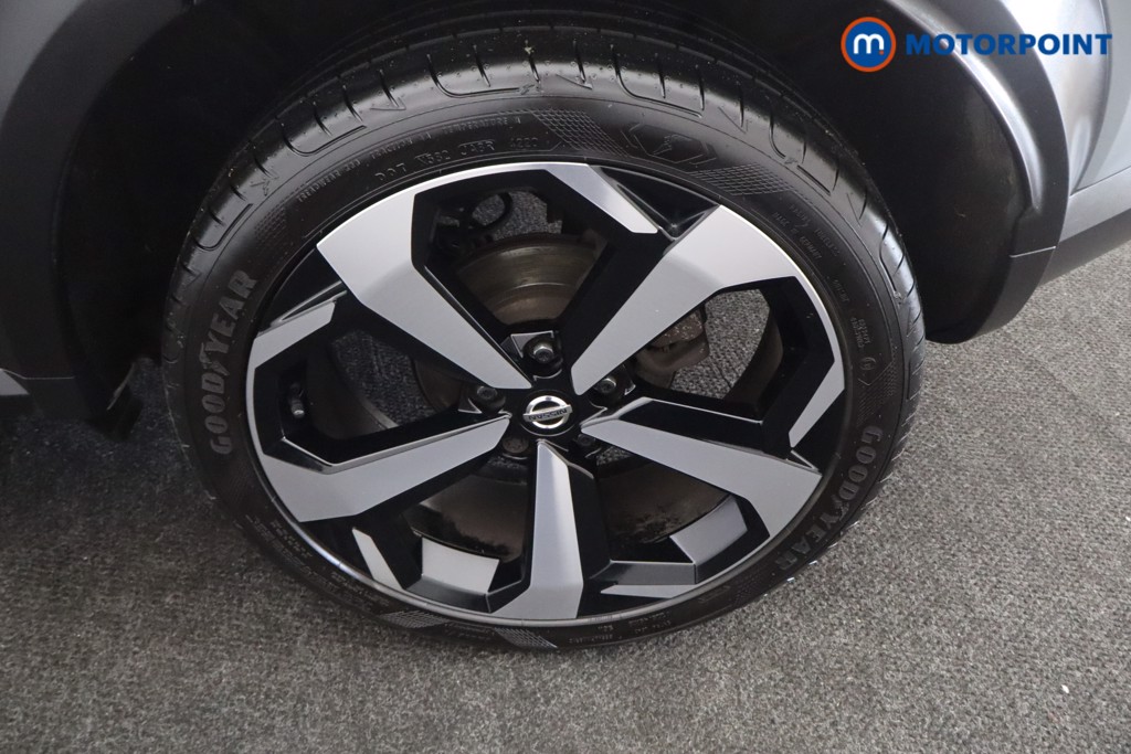 Nissan Juke Tekna Manual Petrol SUV - Stock Number (1661832) - 34th supplementary image