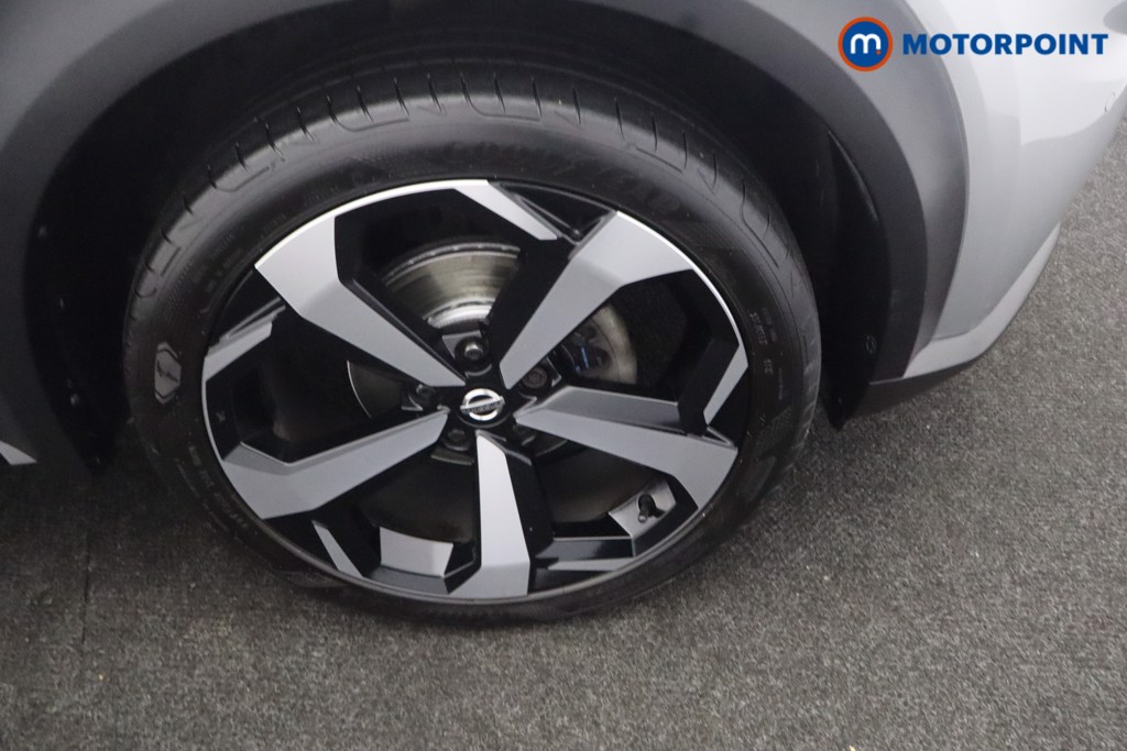 Nissan Juke Tekna Manual Petrol SUV - Stock Number (1661832) - 36th supplementary image