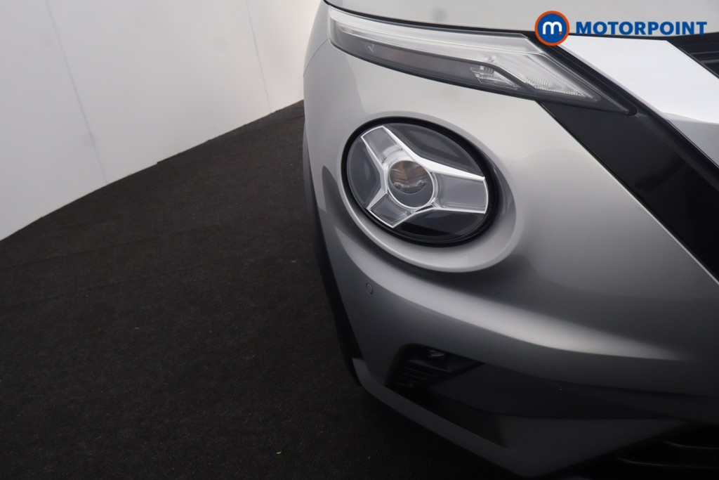 Nissan Juke Tekna Manual Petrol SUV - Stock Number (1661832) - 39th supplementary image
