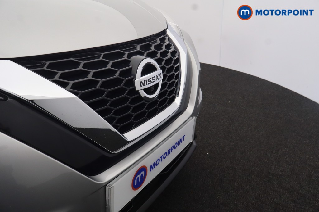 Nissan Juke Tekna Manual Petrol SUV - Stock Number (1661832) - 40th supplementary image