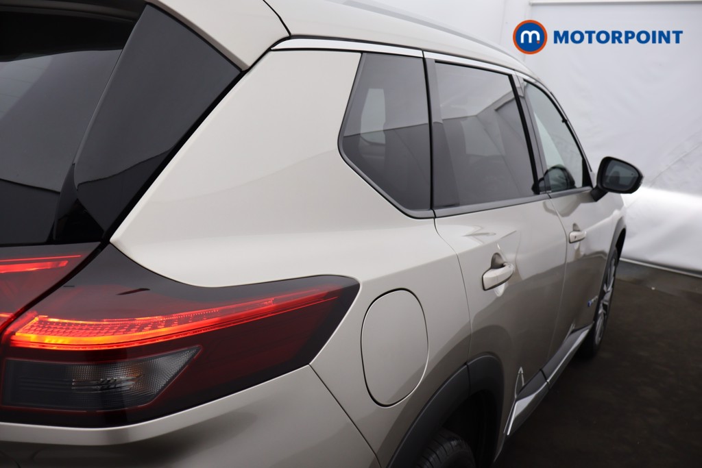 Nissan X-Trail Tekna-Plus Automatic Petrol-Electric Hybrid SUV - Stock Number (1662467) - 33rd supplementary image