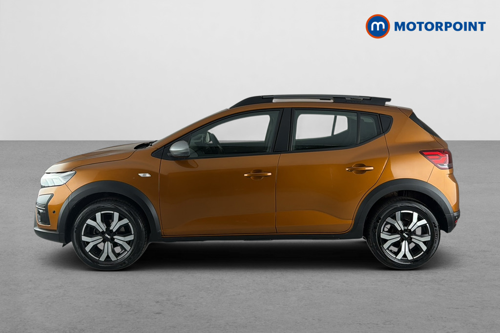 Dacia Sandero Stepway Journey Automatic Petrol Hatchback - Stock Number (1662584) - Drivers side