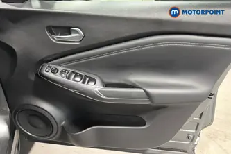 Nissan Juke N-Connecta Automatic Petrol SUV - Stock Number (1662712) - 18th supplementary image