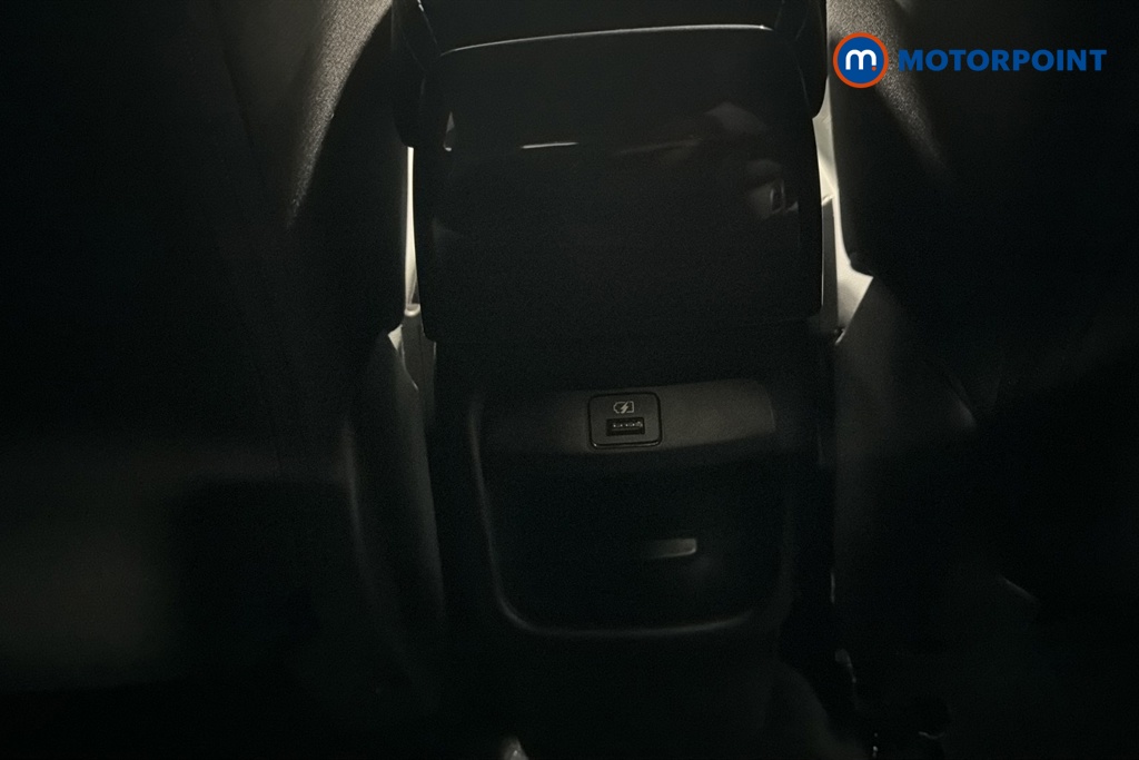 Nissan Juke N-Connecta Automatic Petrol SUV - Stock Number (1662712) - 28th supplementary image