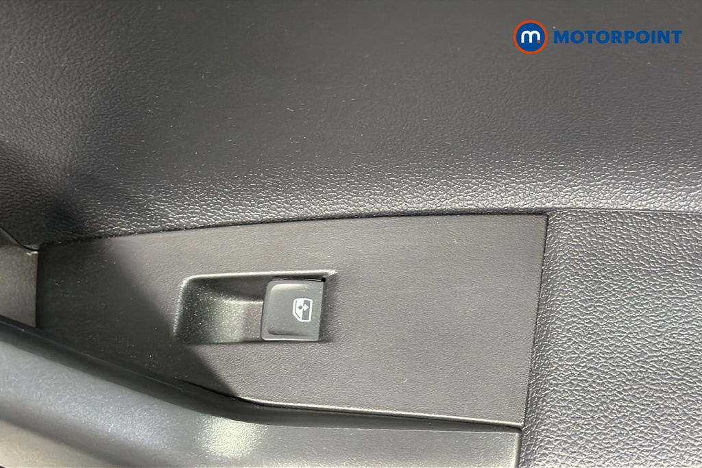 Volkswagen Polo Life Manual Petrol Hatchback - Stock Number (1662765) - 994th supplementary image