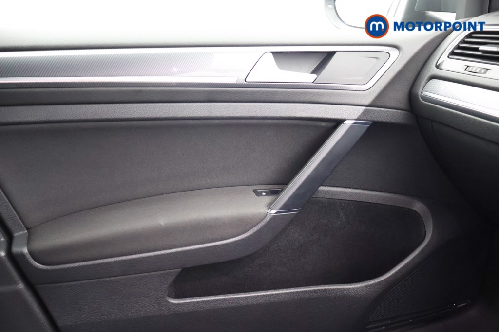 Volkswagen Golf R-Line Manual Petrol Hatchback - Stock Number (1663313) - 15th supplementary image