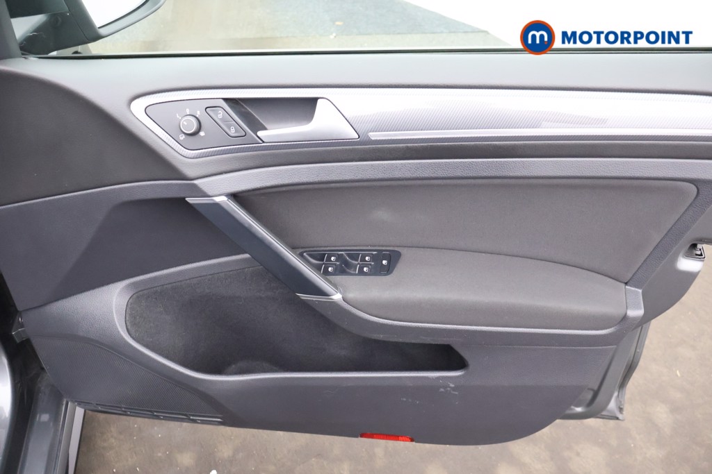Volkswagen Golf R-Line Manual Petrol Hatchback - Stock Number (1663313) - 17th supplementary image