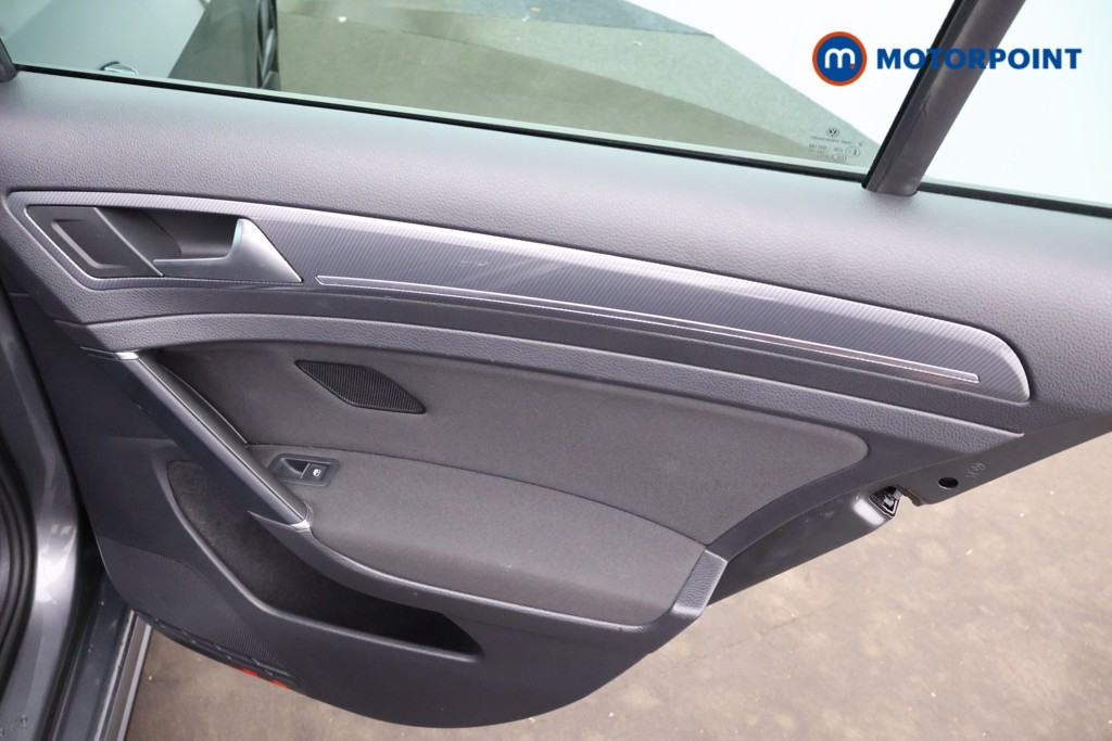Volkswagen Golf R-Line Manual Petrol Hatchback - Stock Number (1663313) - 23rd supplementary image