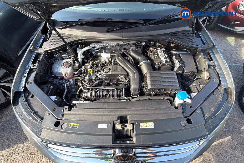 Volkswagen Tiguan Allspace Life Automatic Petrol SUV - Stock Number (1663339) - 1st supplementary image