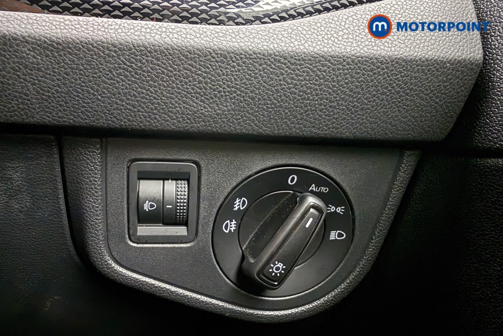 Volkswagen Taigo Life Manual Petrol SUV - Stock Number (1663421) - 16th supplementary image