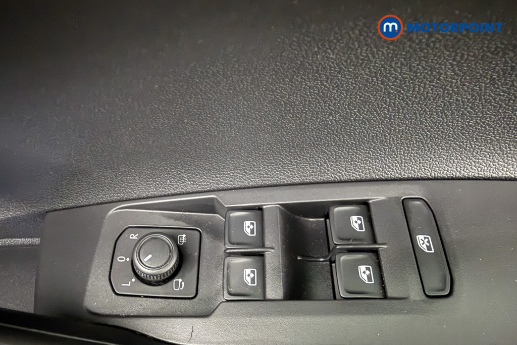 Volkswagen Taigo Life Manual Petrol SUV - Stock Number (1663421) - 18th supplementary image