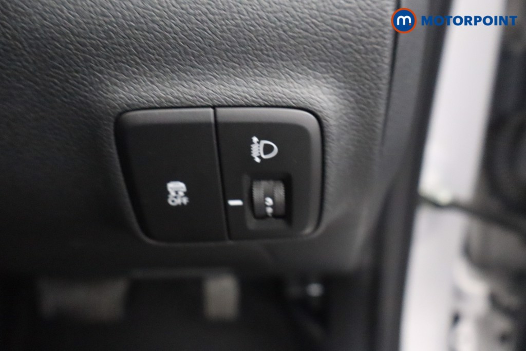 Hyundai I10 Advance Automatic Petrol Hatchback - Stock Number (1663693) - 11th supplementary image