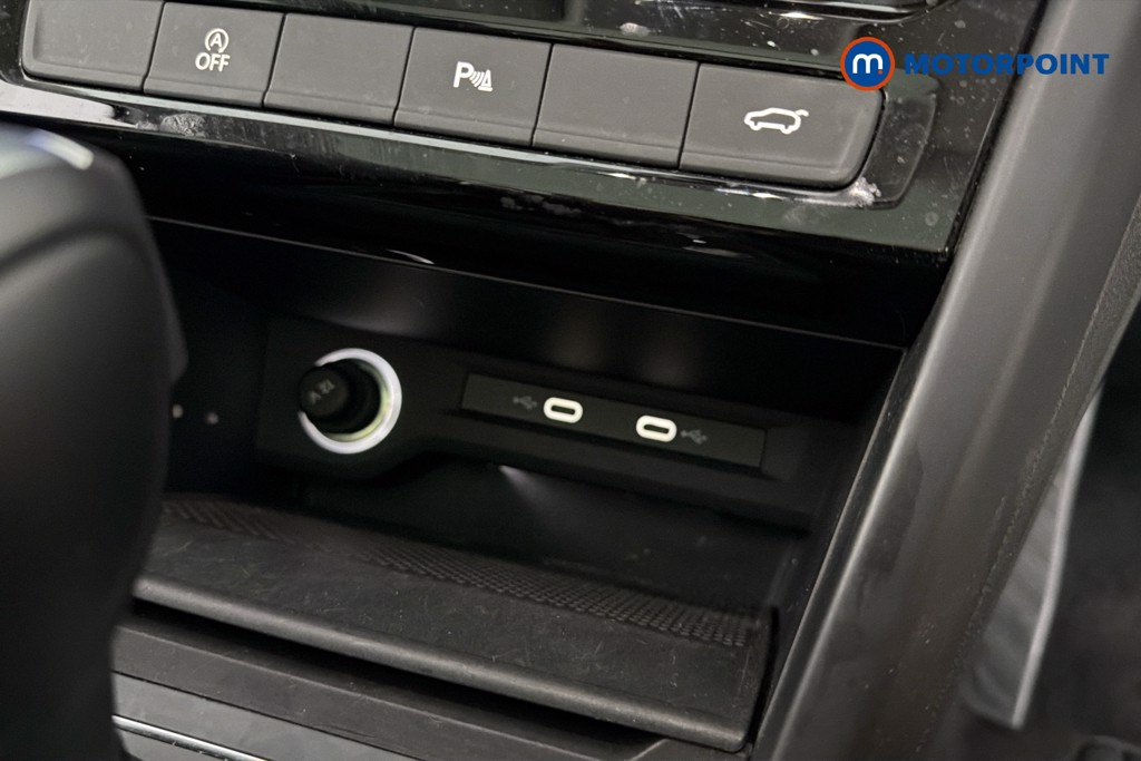 Volkswagen Touran Match Automatic Petrol People Carrier - Stock Number (1664233) - 17th supplementary image