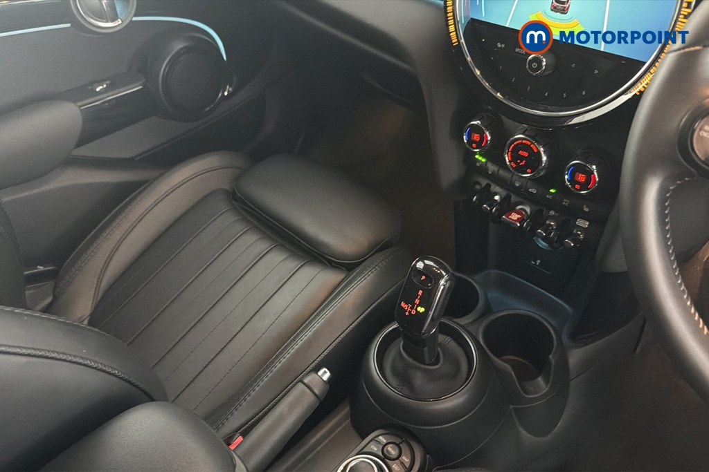 Mini Hatchback Cooper Exclusive Automatic Petrol Hatchback - Stock Number (1664290) - 15th supplementary image