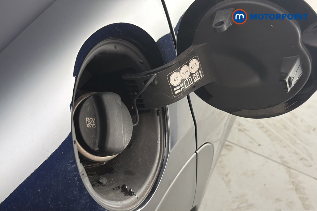 Mini Hatchback Cooper Exclusive Automatic Petrol Hatchback - Stock Number (1664290) - 41st supplementary image