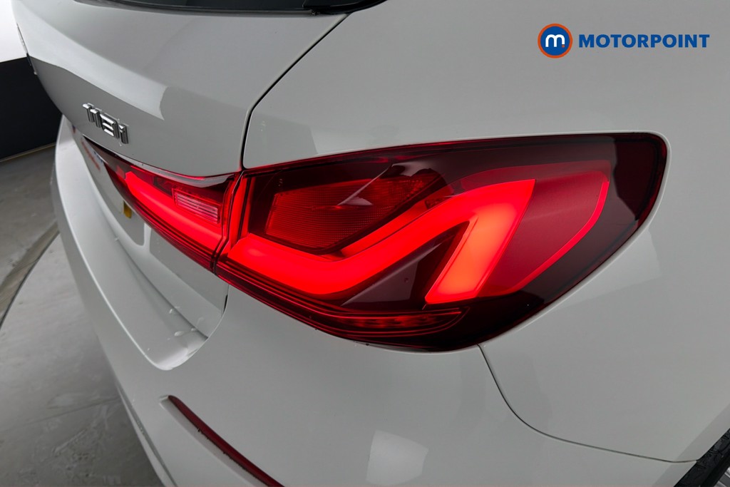 BMW 1 Series SE Manual Petrol Hatchback - Stock Number (1664440) - 38th supplementary image