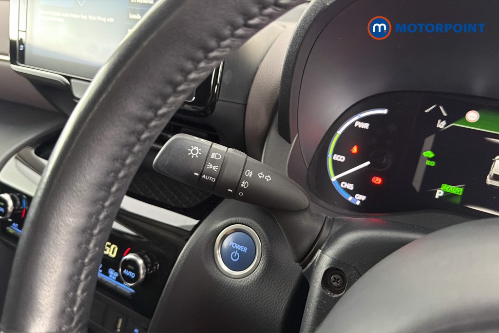 Toyota Yaris Cross Excel Automatic Petrol-Electric Hybrid Estate - Stock Number (1664634) - 18th supplementary image