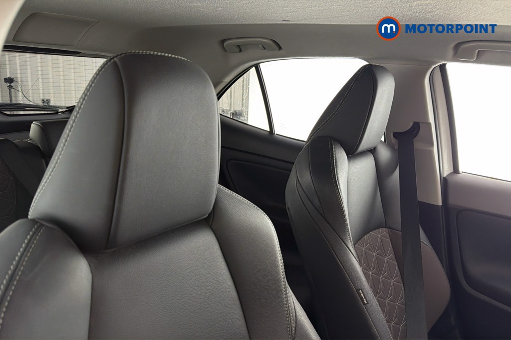 Toyota Yaris Cross Excel Automatic Petrol-Electric Hybrid Estate - Stock Number (1664634) - 23rd supplementary image