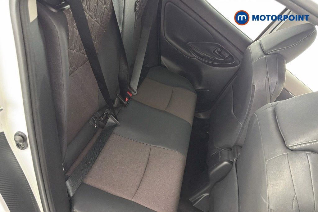 Toyota Yaris Cross Excel Automatic Petrol-Electric Hybrid Estate - Stock Number (1664634) - 28th supplementary image
