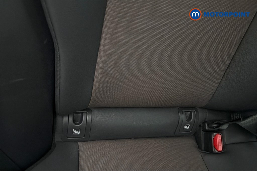 Toyota Yaris Cross Excel Automatic Petrol-Electric Hybrid Estate - Stock Number (1664634) - 29th supplementary image