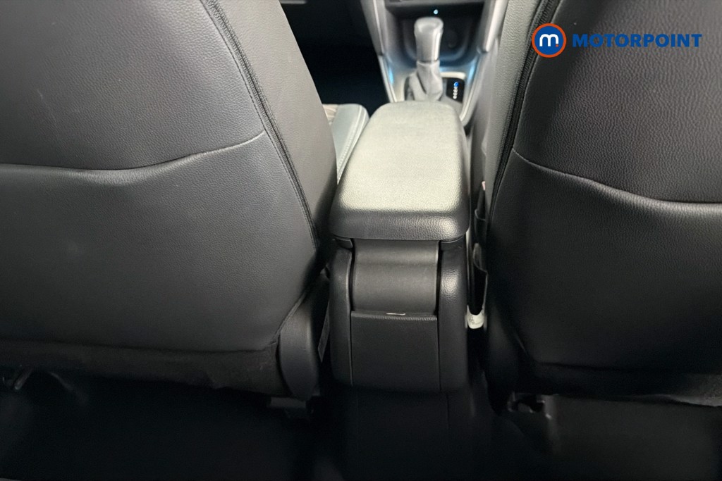 Toyota Yaris Cross Excel Automatic Petrol-Electric Hybrid Estate - Stock Number (1664634) - 30th supplementary image