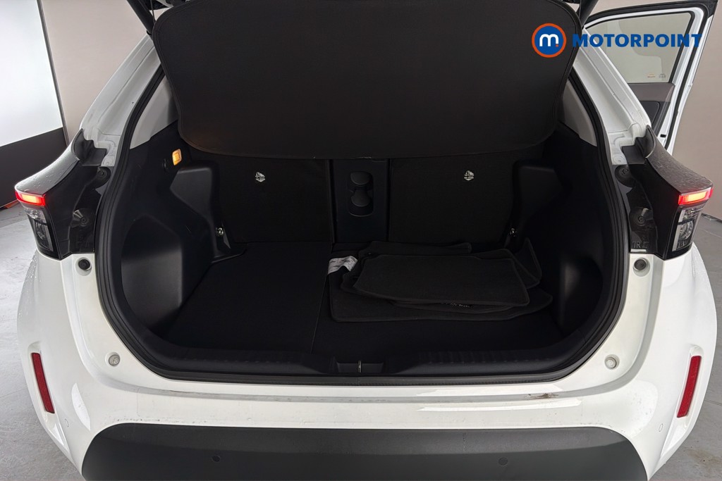 Toyota Yaris Cross Excel Automatic Petrol-Electric Hybrid Estate - Stock Number (1664634) - 33rd supplementary image