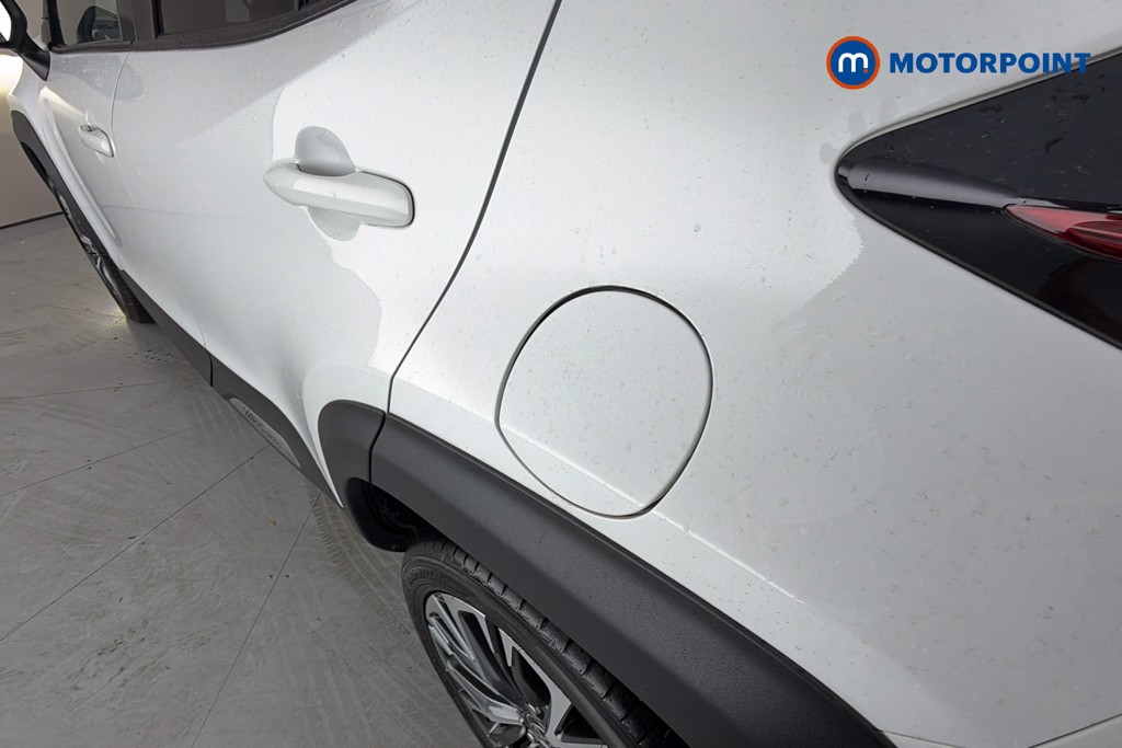 Toyota Yaris Cross Excel Automatic Petrol-Electric Hybrid Estate - Stock Number (1664634) - 41st supplementary image