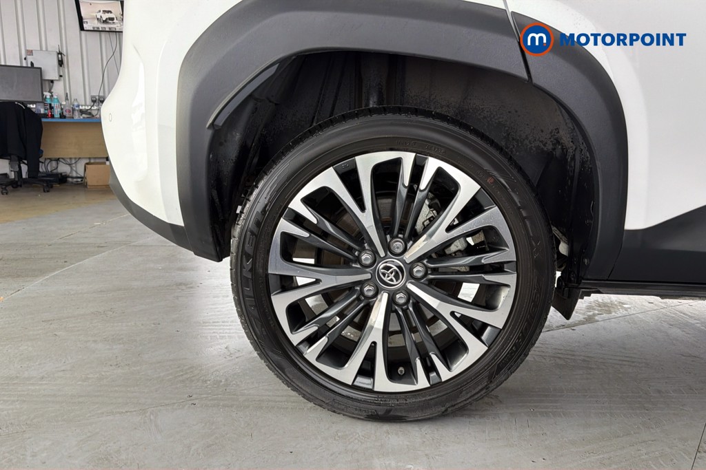 Toyota Yaris Cross Excel Automatic Petrol-Electric Hybrid Estate - Stock Number (1664634) - 49th supplementary image