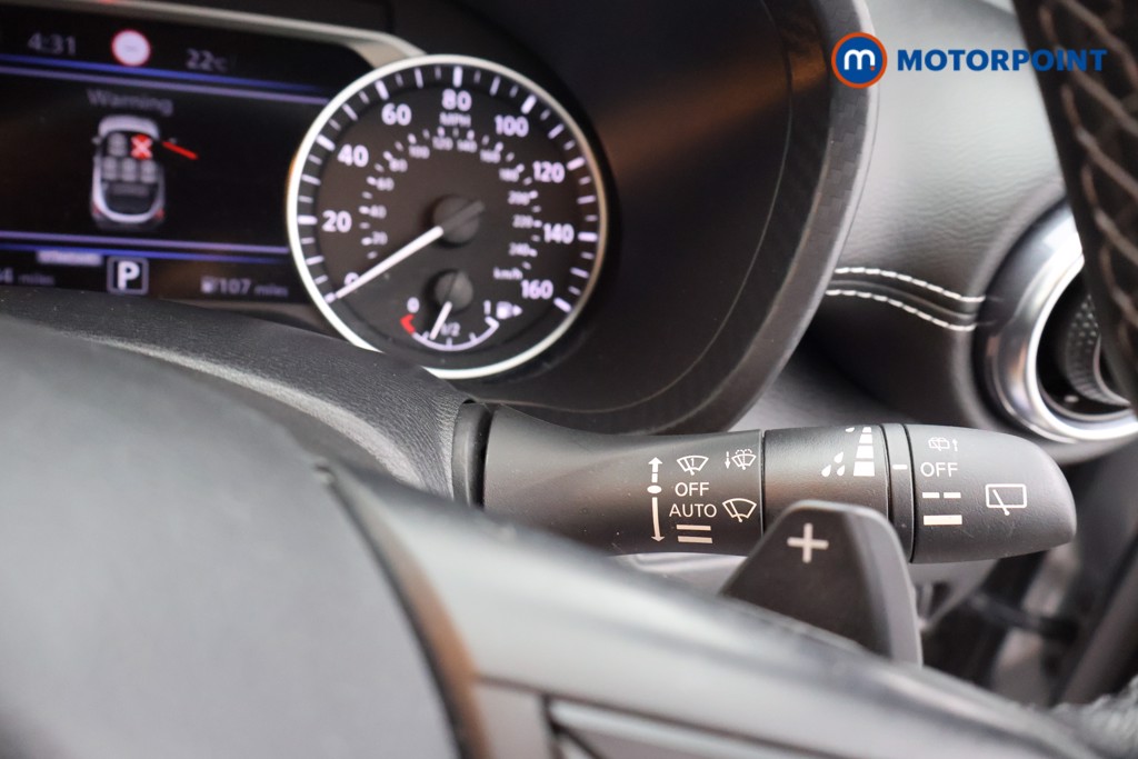Nissan Juke N-Connecta Automatic Petrol SUV - Stock Number (1665098) - 6th supplementary image