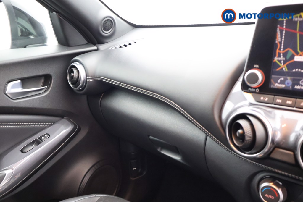 Nissan Juke N-Connecta Automatic Petrol SUV - Stock Number (1665098) - 10th supplementary image