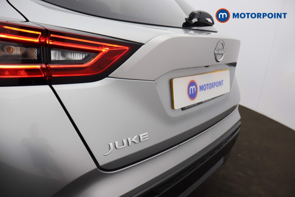 Nissan Juke N-Connecta Automatic Petrol SUV - Stock Number (1665098) - 22nd supplementary image